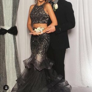 Prom dress. Worn once SIZE 0